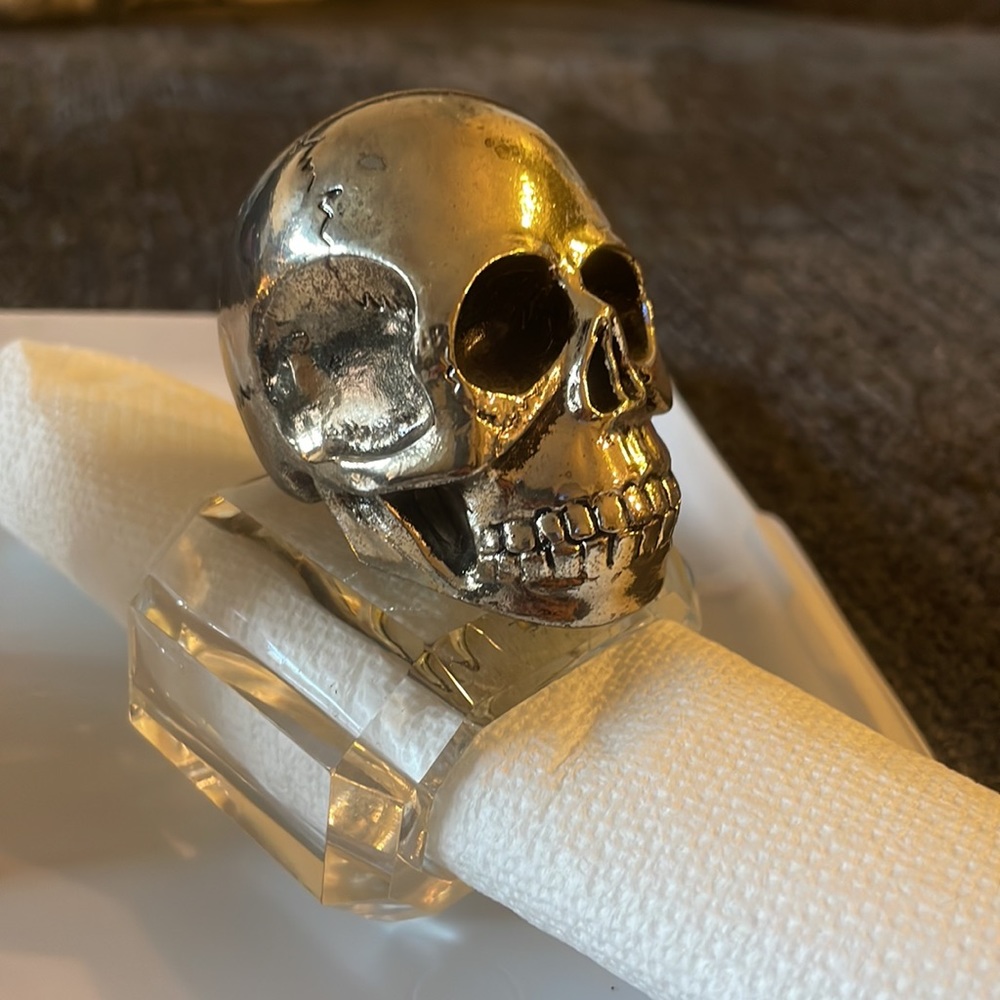 Napkin holders- Metal skull / glass holder